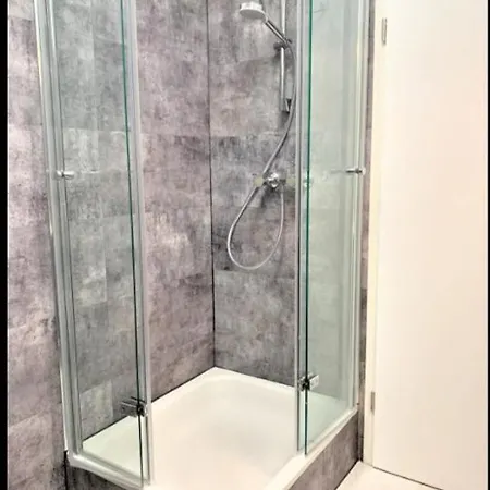 Stilvoll Eingerichtete In Essen-suedviertel Διαμέρισμα