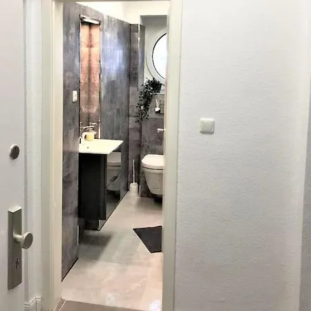 Apartamento Stilvoll Eingerichtete In Essen-suedviertel *