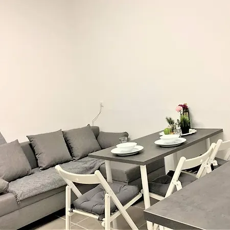 Stilvoll Eingerichtete In Essen-suedviertel Έσσεν