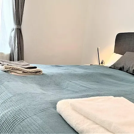 Stilvoll Eingerichtete In Essen-suedviertel Apartamento Essen