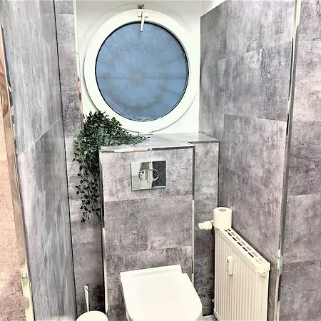 Apartamento Stilvoll Eingerichtete In Essen-suedviertel