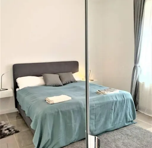 公寓 Stilvoll Eingerichtete In Essen-suedviertel *