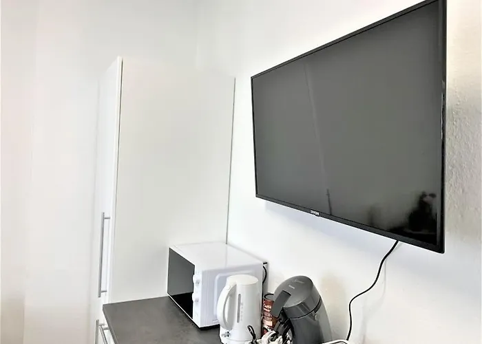 Stilvoll Eingerichtete In Essen-suedviertel Appartement *