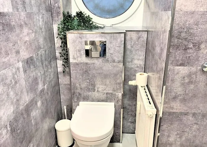 Stilvoll Eingerichtete In Essen-suedviertel 公寓 埃森